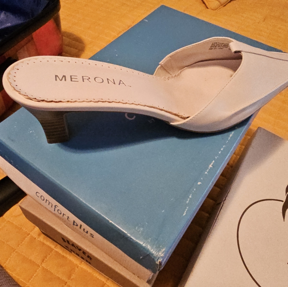 White slip-on mule